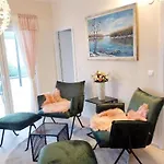 With Swimming Pool - 23759 וודיצה