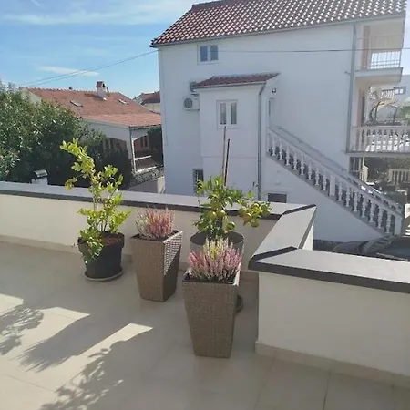 With Swimming Pool - 23759 Appartement Vodice