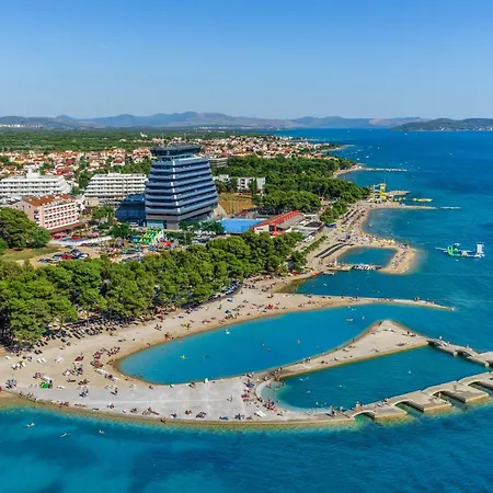 With Swimming Pool - 23759 Apartment